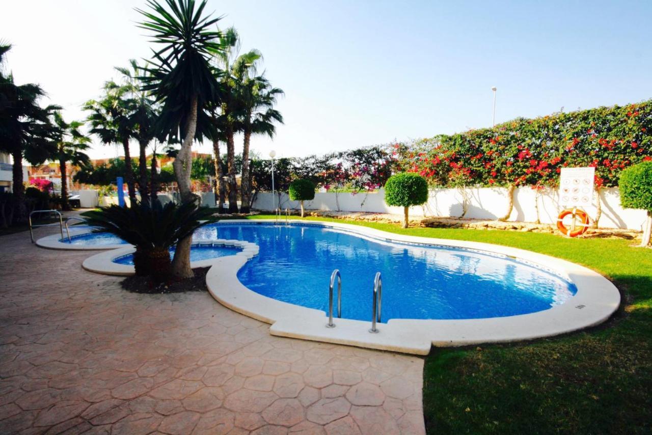 South Facing Casa Bonnie Daire Playa Flamenca Dış mekan fotoğraf